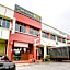 OYO 89656 Melati Hotel Nilai