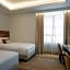 Al Jaddaf Rotana Suite Hotel