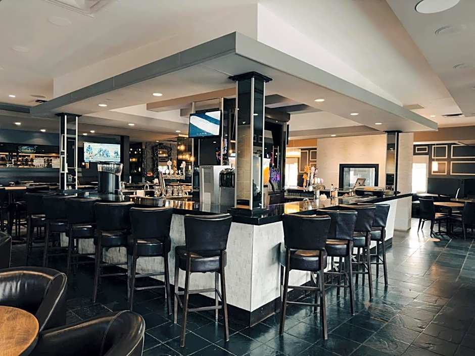 Super 8 by Wyndham Dawson Creek