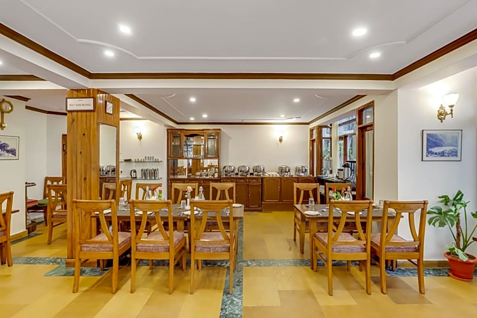 Summit Le Royale Hotel