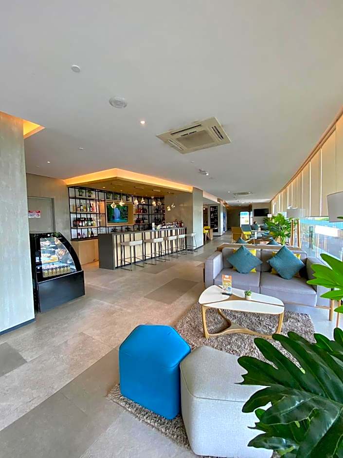 Aeon Towers Executive Suite 2BR 18th floor