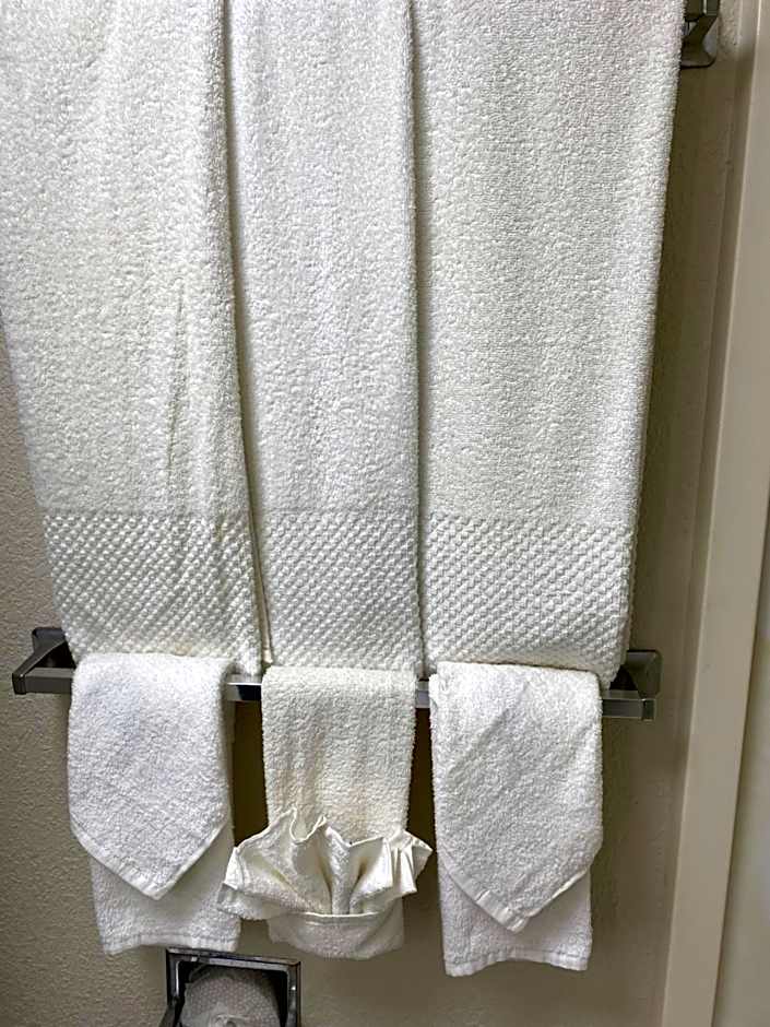 Quality Inn Perrysburg - Toledo South