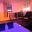 Magnifique Loft 35m2 Jacuzzi RVB NIGHT 1
