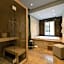 Donati Luxury Tower Suites