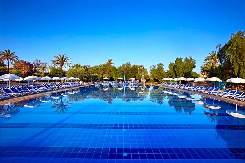 Valeria Madina Club - All Inclusive