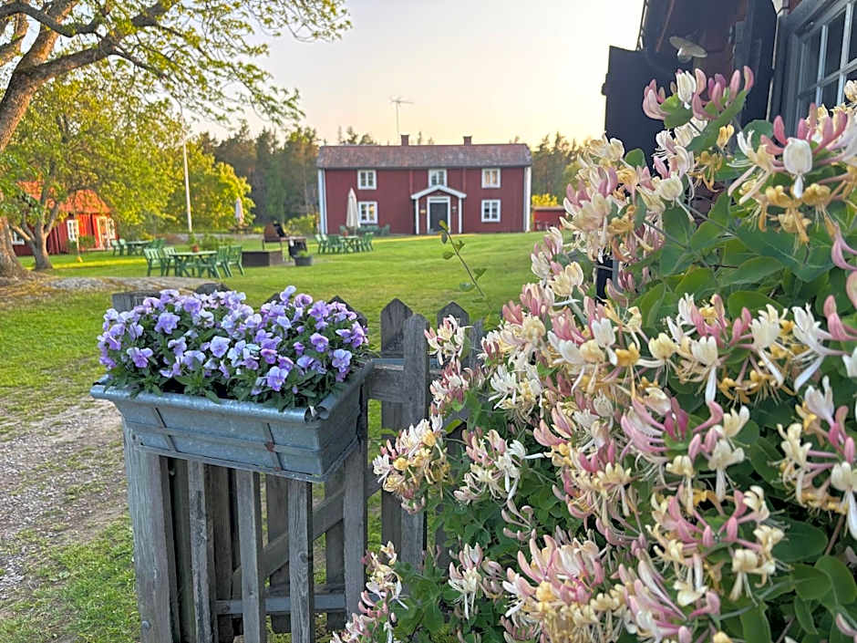 Bull-August gård vandrarhem/hostel