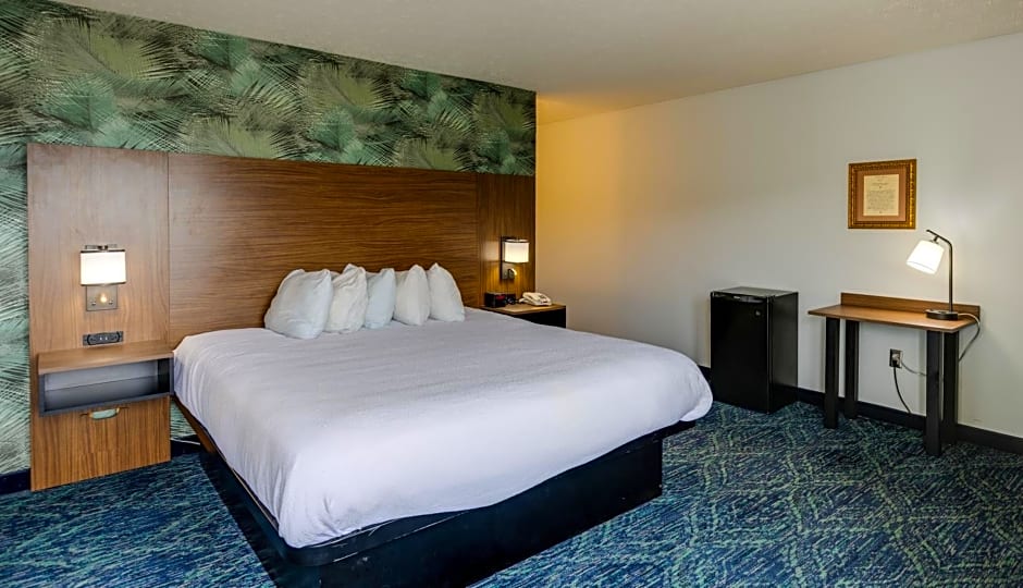 Park Grove Inn