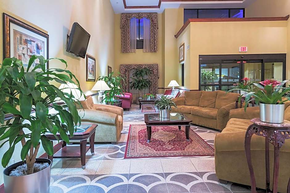 Holiday Inn Express & Suites Sebring By IHG