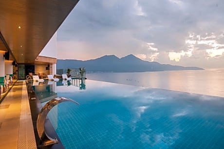 Radisson Hotel Danang