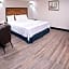 Diamond Bell Inn & Suites