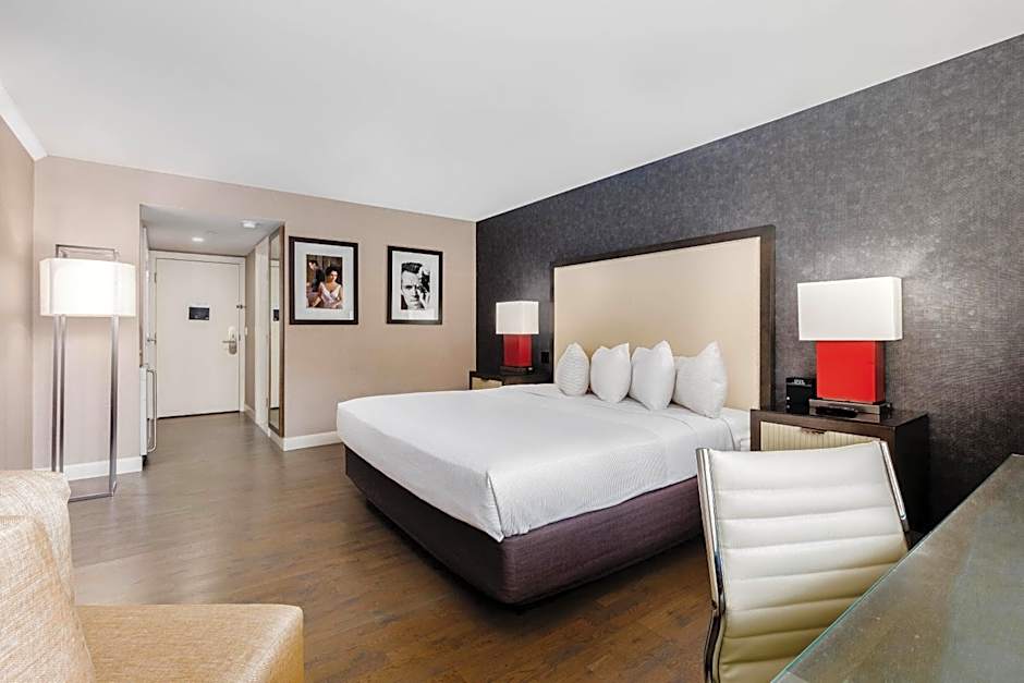 2500 Penn, a Placemakr Experience