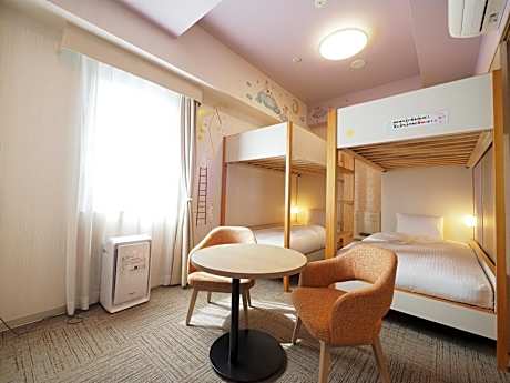 Quadruple Room with Bunk Bed
