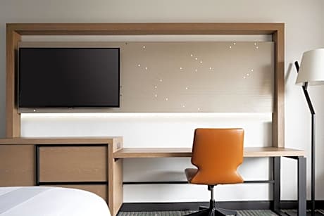 King Room with Sofa Bed and Pool View