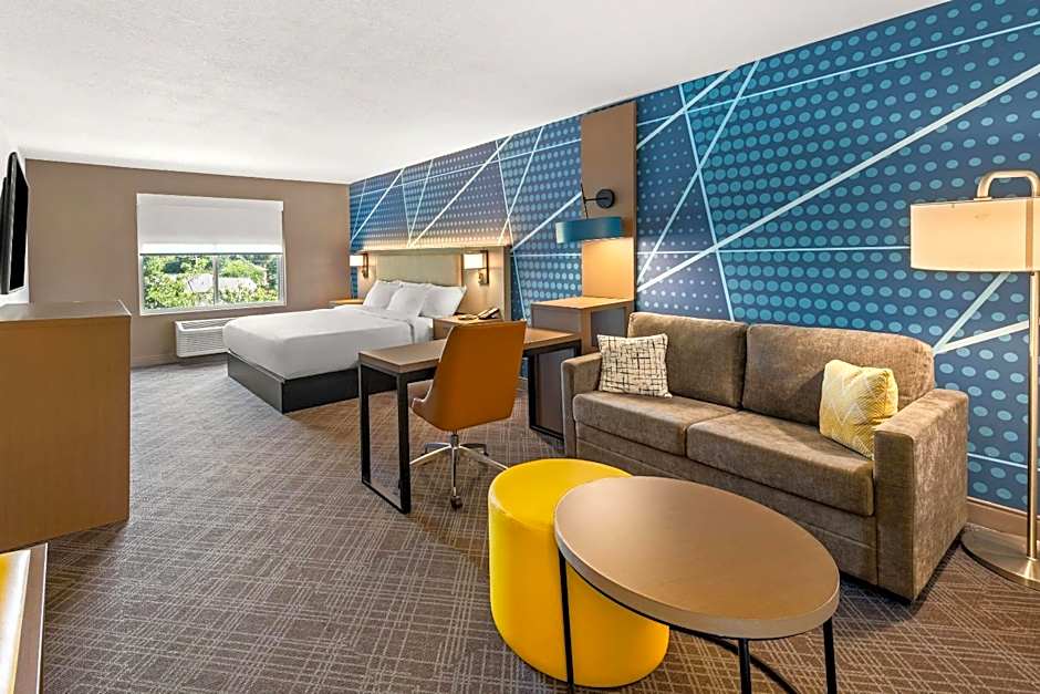 Comfort Inn & Suites Olathe - Kansas City