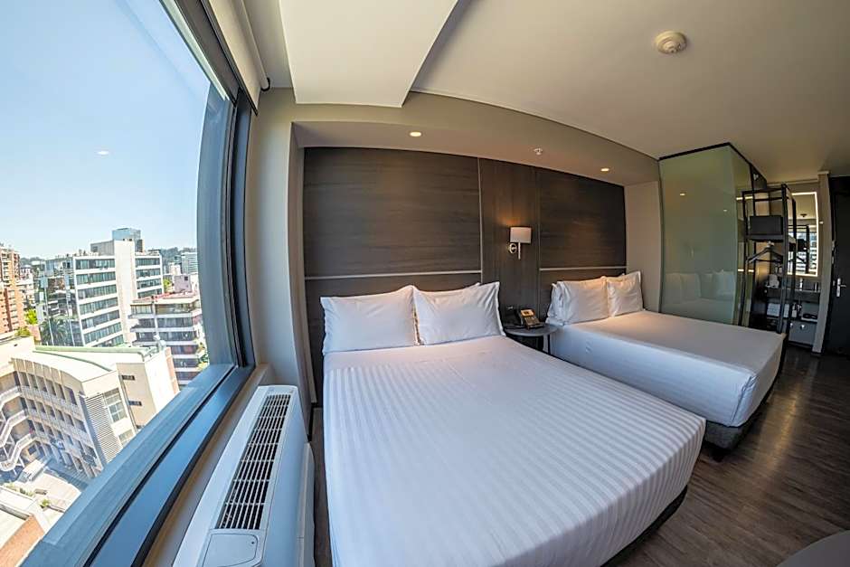 Ola Santiago Providencia, Tapestry Collection by Hilton