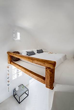 Standard Double Room with Plunge Pool (Split-Level)