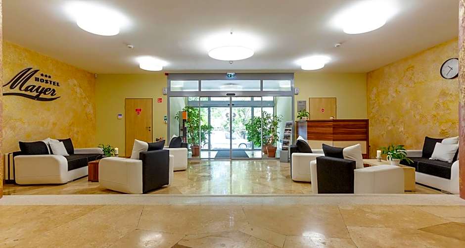 Hostel Mayer Superior Veszprém