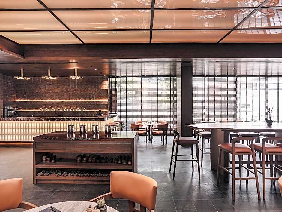 Nysa Hotel Bangkok Sukhumvit 11