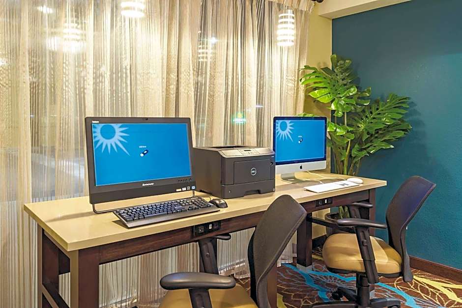 La Quinta Inn & Suites by Wyndham Boise Towne Square