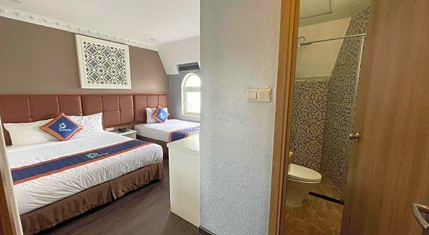 Pinus Hotel