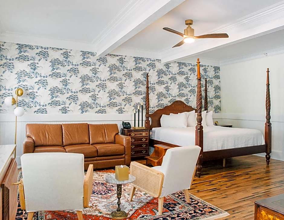 The Gibson Inn