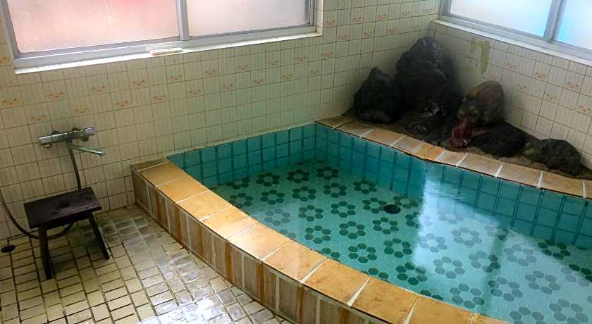 Oshuku Onsen Minshuku Sakaeya