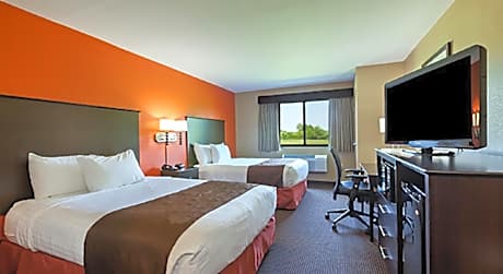 Deluxe Double Room - Mobility Access/Non-Smoking
