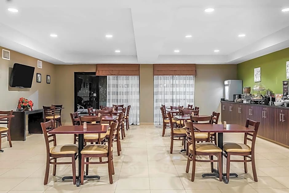 Sleep Inn & Suites Dothan North