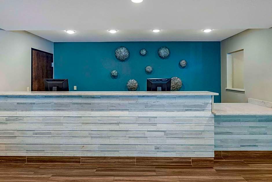 Comfort Inn & Suites Tualatin Lake Oswego South
