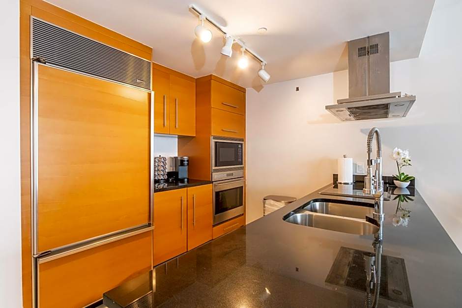 Limited time Deal 1BR 1BATH Located at ICON Brickell