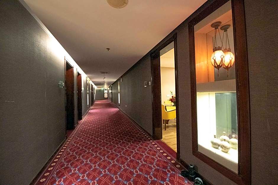 Ramee Guestline Hotel