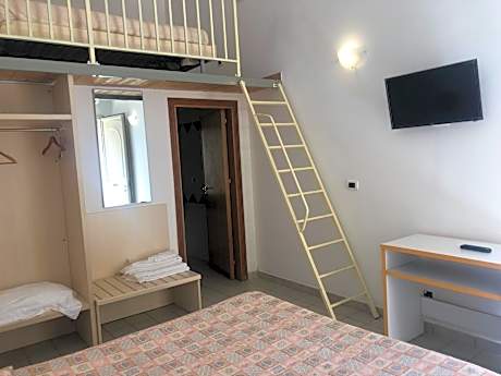 Economy Single Room