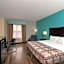 La Quinta Inn & Suites by Wyndham Knoxville East