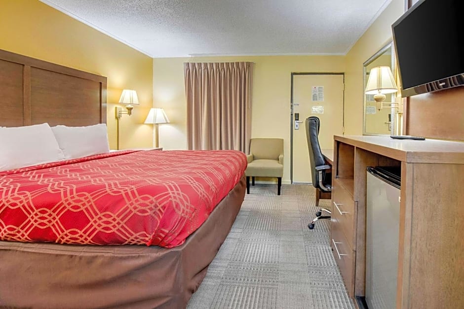 Econo Lodge Lenoir City