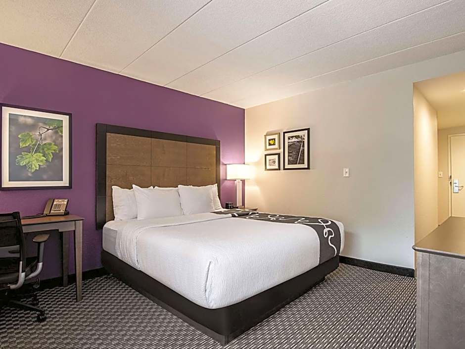 La Quinta Inn & Suites by Wyndham Portland