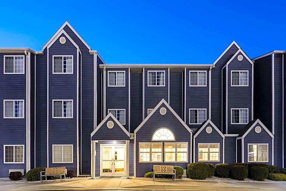 Microtel Inn & Suites By Wyndham Dover