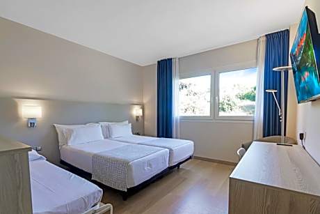 Executive Triple Room