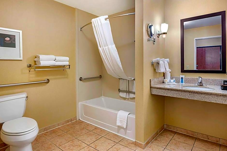 Comfort Suites Urbana Champaign, University Area