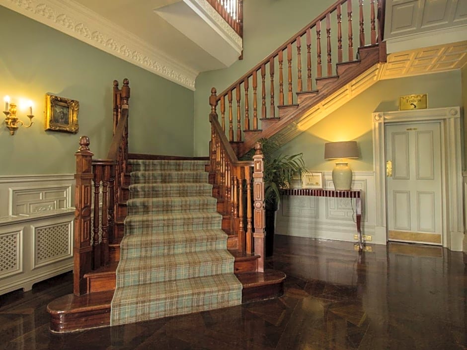 Bunratty Castle Hotel, BW Signature Collection