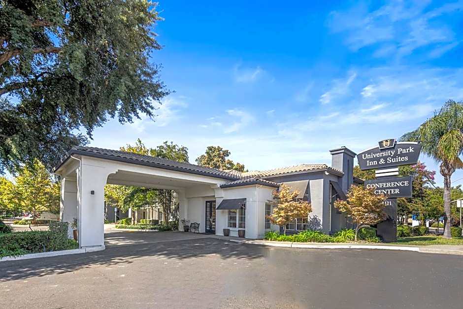 University Park Inn & Suites, an Ascend Collection Hotel