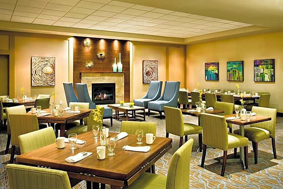 Sheraton Framingham Hotel & Conference Center
