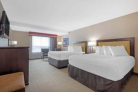 Queen Room with Two Queen Beds - Non-Smoking