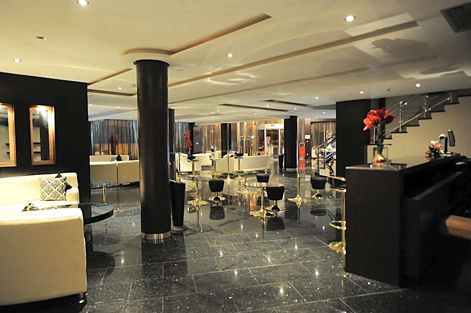Rive Hotel
