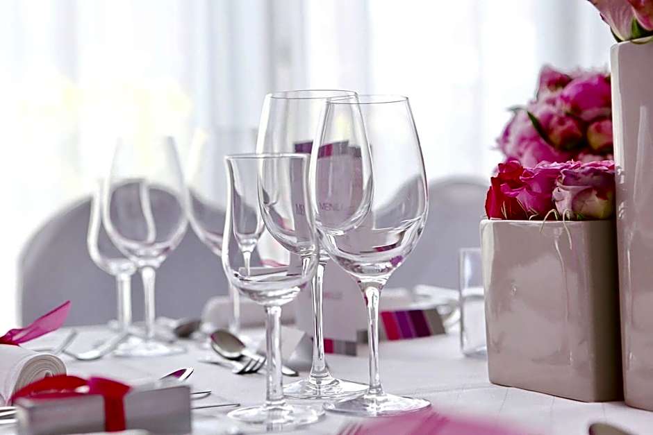 elaya hotel kleve, Trademark Collection by Wyndham