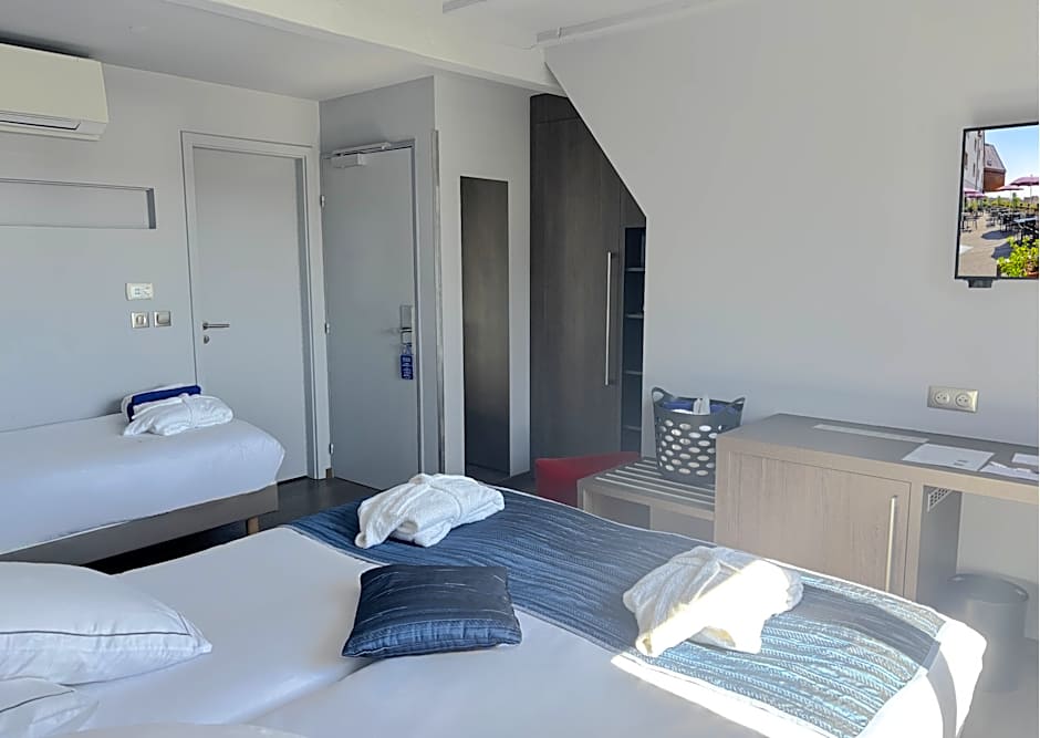 Photo 1 of 5 of Family 3 Single Beds