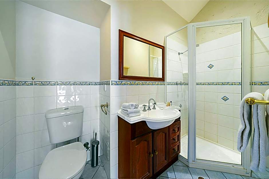 Fremantle Port Mill Bed & Breakfast - Unique Accommodation