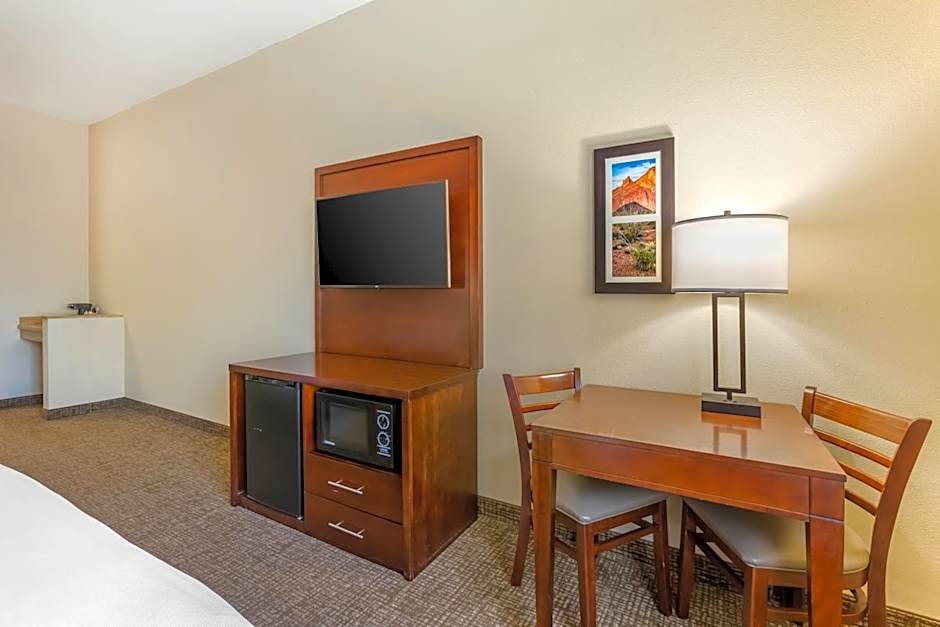 Comfort Inn & Suites Yuma