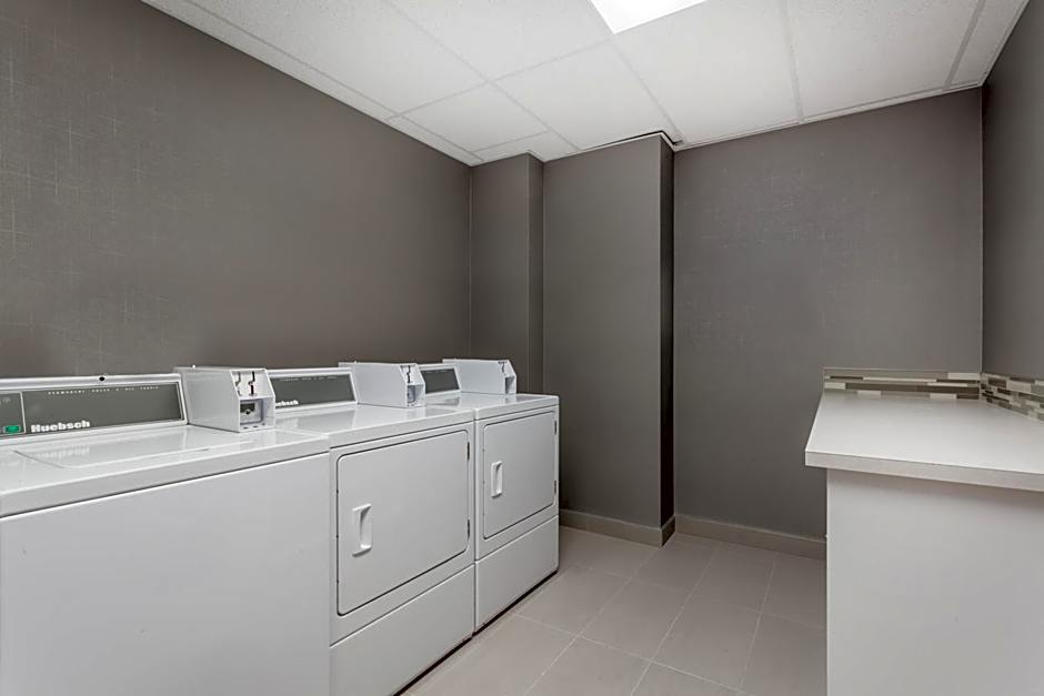 Best Western Plus Airdrie Gateway