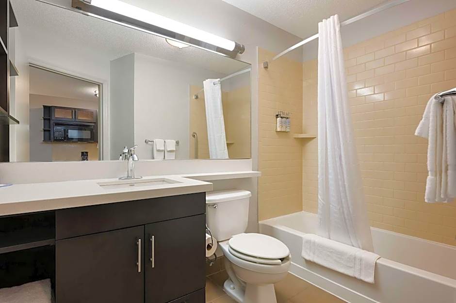 Sonesta Simply Suites Huntsville Research Park