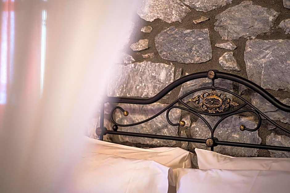 Itilo Traditional Hotel